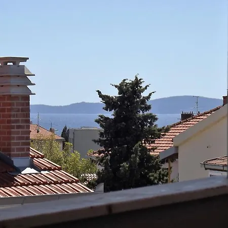 City View Juliet Split